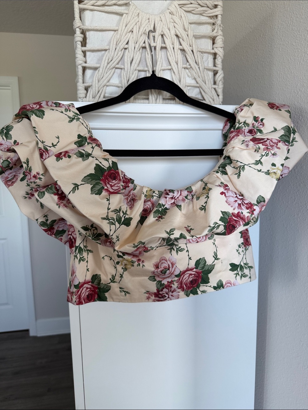 Floral Ruffle Off-Shoulder Crop Top - Cream with Pink Rose Print